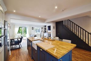 Photo 14- click for photo gallery